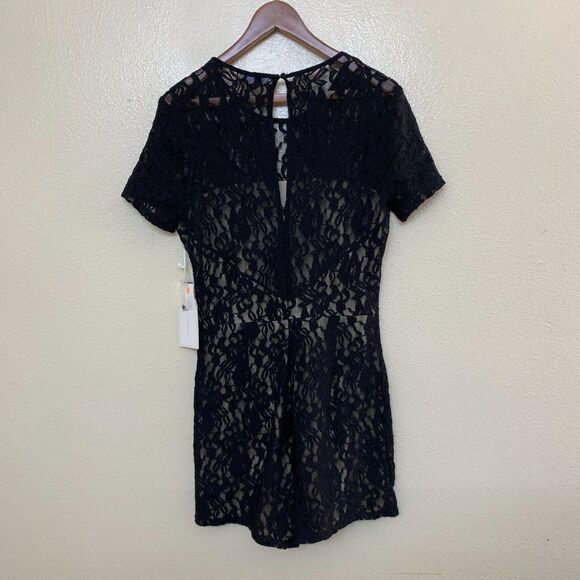 1. State Short Sleeve Lace Romper Black - Picture 2 of 11